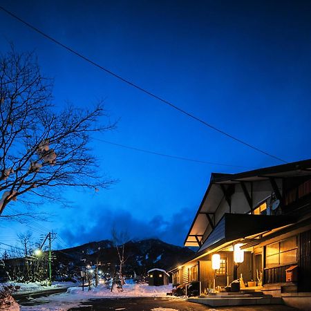 Ryokan Okayama Myoko Buitenkant foto